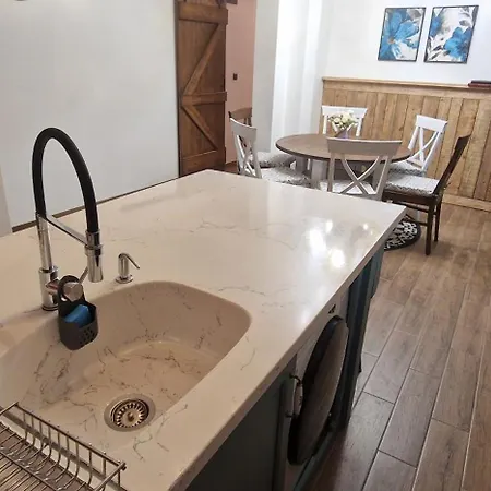 Boutique Katerina * 班斯科